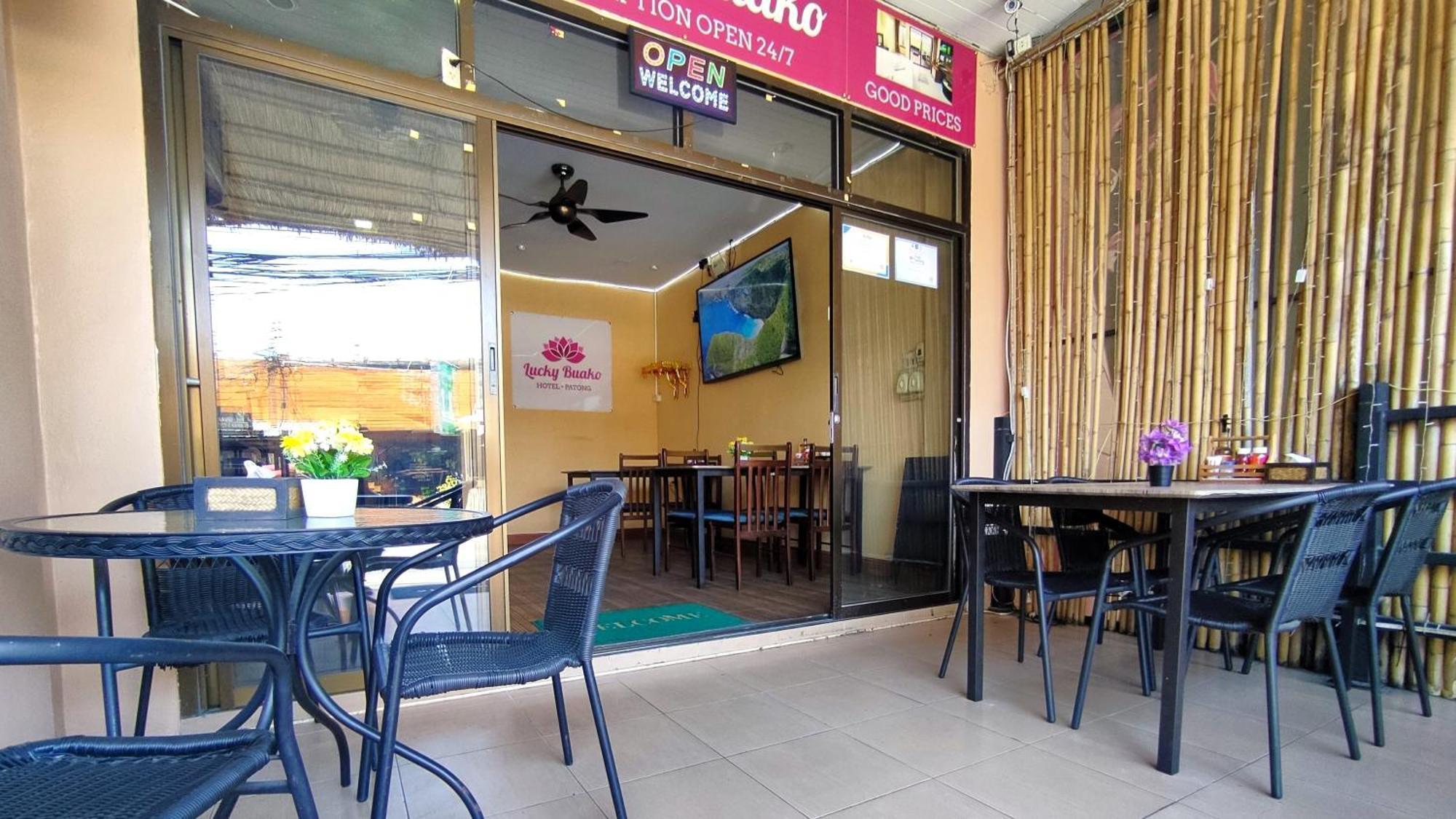 Lucky Buako Hotel Patong Exterior photo