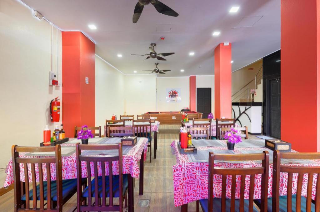 Lucky Buako Hotel Patong Exterior photo